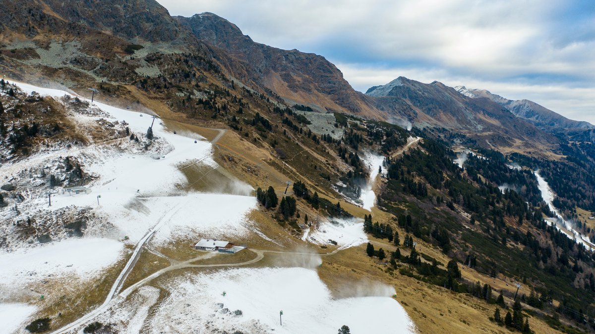 Melting Certainties: Ecology and Tourism in the Alps